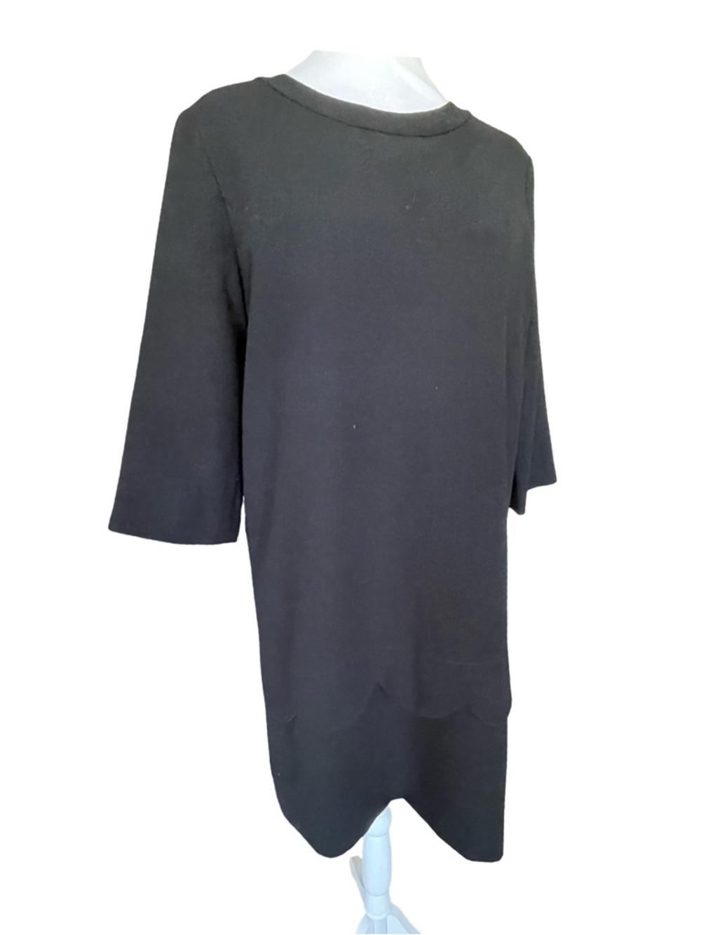 Kate Spade Black Scallop Hem Shift Dress 3/4 Sleeve LBD Minimalist Size 4 - Picture 6 of 13